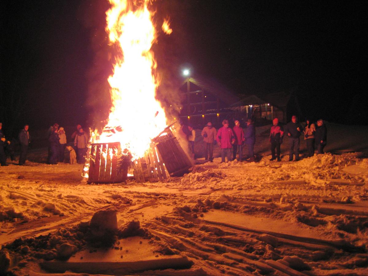 Christmas Bonfire at the Cedars, 2012  